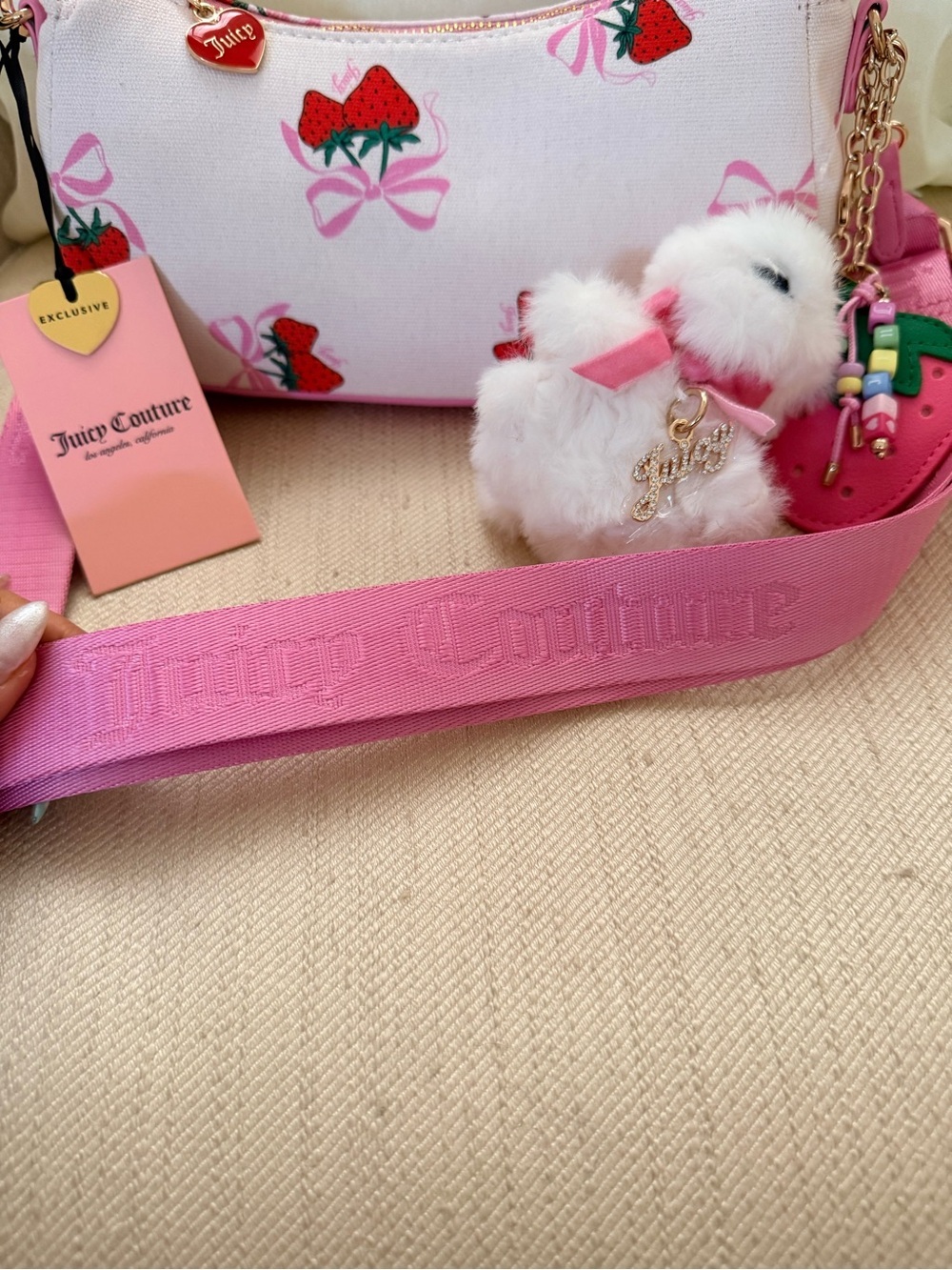 NWT Viral Juicy Couture pink strawberry Y2K purse bag - Picture 3 of 8